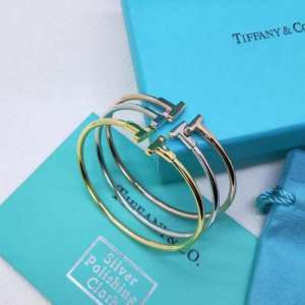 ブレスレット 夏の大人カジュアルスタイル ティファニー 2026年最新ファッション Tiffany&Co 3色可選