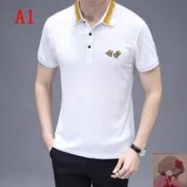 夏らしい抜け感を演出し FENDI 【2026年】夏のファッション Tシャツ/半...