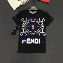 Tシャツ/半袖夏ファッションをおしゃれに楽しもう   フェンディ FENDI 春...