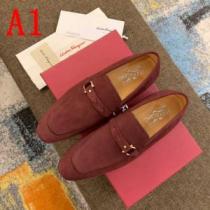 夏の大人カジュアルスタイル サルヴァトーレフェラガモ FERRAGAMO きれい...