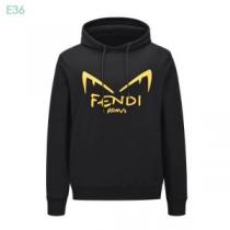 上品な涼やかさある印象に フェンディ FENDI 2色可選 大胆なデザイン  パーカー 2026春夏の大注目トレンド