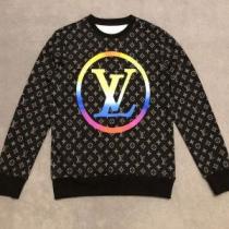 プルオーバーパーカー 夏に良く似合うちょっと新品 ルイ ヴィトン LOUIS VUITTON  おしゃれな夏ファッション2026
