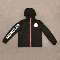 フード付きコート ぐっと鮮度がアップ モンクレール さわやか夏スタイル新品 MONCLER 2026年春夏シーズンの人気