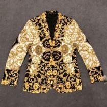 スタイルUPして着こなす ヴェルサーチVERSACE テーラードジャケット 20...