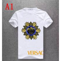 夏キレ味をプラス ヴェルサーチ 2026SSのトレンド商品 VERSACE 多色可選 Tシャツ/半袖