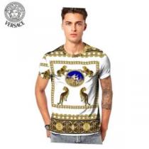 Tシャツ/半袖 VERSACEお洒落スタイル  Tシャツ/半袖2026SSのトレ...