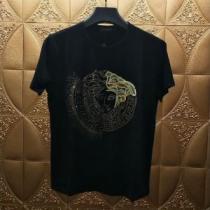 春夏トレンド ヴェルサーチ VERSACE 今季は特に注目ファション Tシャツ/...