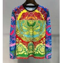 ヴェルサーチ VERSACE 長袖Tシャツ 2026年春夏のトレンドアイテム ク...