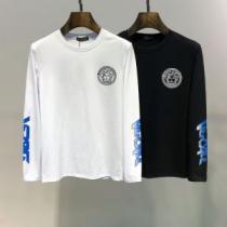 クラシカルな雰囲気 《2026年》今、注目のストリート ヴェルサーチ VERSACE 長袖Tシャツ 2色可選
