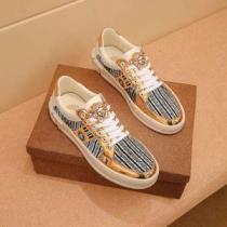 2026SSのトレンド商品 ヴェルサーチ VERSACE カジュアルシューズ 今...