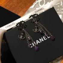気持ちいい真夏日にぴったり CH 清潔感のある肌見せ CH ピアス おしゃれな夏ファッション2026