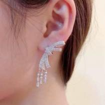 ピアス 夏大人気のアイテム CH 2026春夏のトレンド新商品 CH...