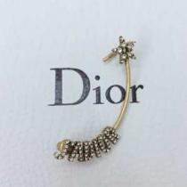今季のトレンド人気新作 ディオール 爽やかな雰囲気に仕上げる DIOR 2026春夏は人気定番 ピアス 快適な着心地