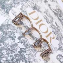 リング/指輪 ぐっと鮮度がアップ ディオール 2026年春夏シーズンの人気 DIOR  夏らしい抜け感を演出し