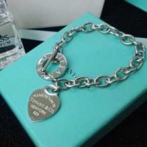 ティファニー Tiffany&Co春夏のトレンドアイテム  大人カジュアル夏ファ...