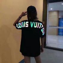 LOUIS VUITTON トレンドアイテムとして継続 Tシャツ/半袖  2色可選  ルイ ヴィトン2026年春夏シーズンの人気ランク上品質