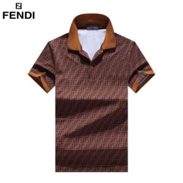 2026年春夏流行ファッション 半袖Tシャツ  フェンディファッションにトレンド  FENDI トレンド感があって涼しげ