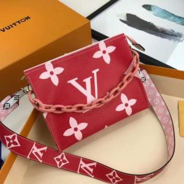 気持ちいい真夏日にぴったり ルイ ヴィトン LOUIS VUITTON  おしゃれな夏ファッション2026 レディースバッグ 季節感のあるファッション