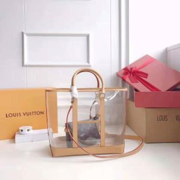 LOUIS VUITTON  春夏のトレンドアイテム ルイ ヴィトン 上品な涼やかさある印象に  レディースバッグ2026春夏の大注目トレンド