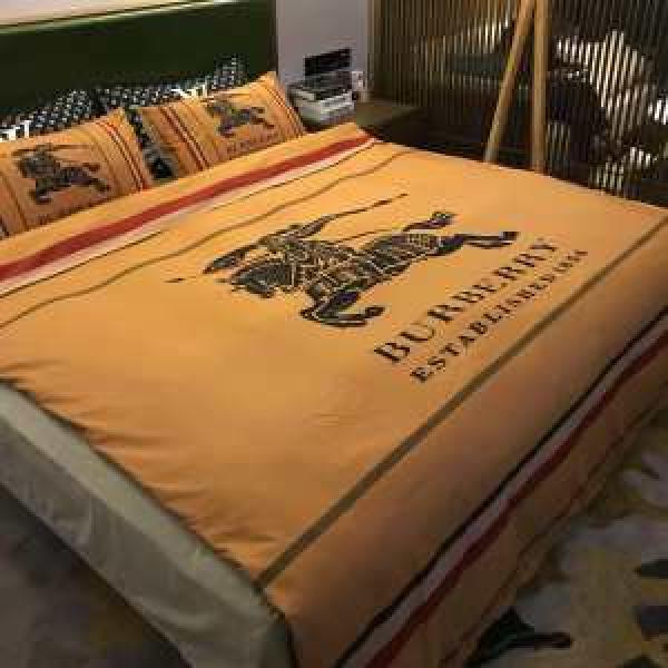 おしゃれ感度が高い秋冬トレンド 寝具4点セット バーバリー 秋服コーデ2026年版 BURBERRY