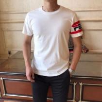 デザイン抜群のアイテム 半袖Tシャツ 夏に良く似合うちょっと新品 フェンディ F...