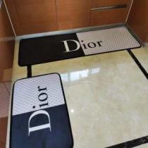 ラグカーペット 2026年の春夏に着たい ディオール お部屋の模様替え DIOR...