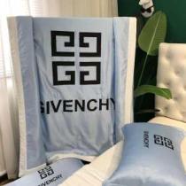 季節感のあるファッション ジバンシー 累計出荷枚数大 GIVENCHY 夏はエア...
