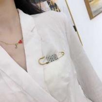 ブローチ 2026年SSトレンド新品登場 春夏ファショントレンドアイテム ディオール DIOR