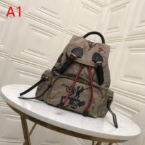 夏っぽさ新作アイテム リュック 着るだけで上品なスタイル バーバリー BURBE...