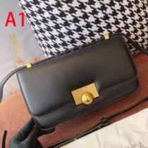 多色選択可 馴染みやすいスタイル美品 ボッテガ ヴェネタ 2026年の春夏に着たい BOTTEGA VENETA  レディースバッグ 元気な印象のコーデ