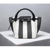 お洒落トレンド人気 セリーヌ CELINE 2026即旬な装いに  レディースバ...