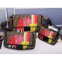 気持ちいい真夏日にぴったり フェンディ FENDI 季節感のあるファッション  ...