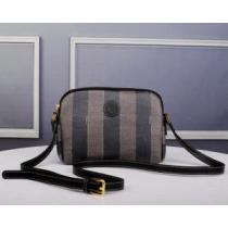 新しい斬新なスタイル フェンディ爽やかさ FENDI 馴染みやすいスタイル美品 ...
