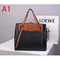 ロエベ LOEWE キレイめ感が強い 多色選択可  風通しの良いフレア レディー...