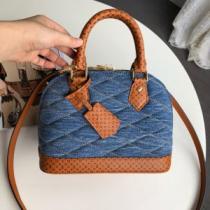 ルイ ヴィトン LOUIS VUITTON 夏の王道　適度な上品さ 2026春夏も引き続き人気セール レディースバッグ  夏らしい爽やかさ