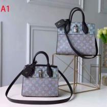 ルイ ヴィトン LOUIS VUITTON 大人のカジュアルスタイル 2色選択可...