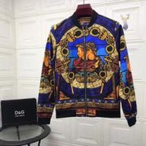 今季のトレンド人気新作 ヴェルサーチVERSACE ブルゾン 2026年春夏のト...