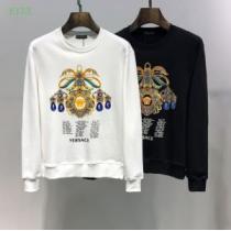 お洒落トレンド人気 2026春夏トレンドアイテム ヴェルサーチVERSACE プ...