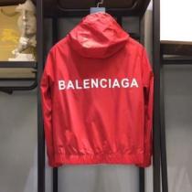 ハーフコート おしゃれ度アップ秋冬コレクション バレンシアガ 秋ファションのトレンド BALENCIAGA 2026秋のファッショントレンドはこれ