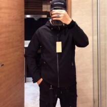 バーバリー さわやかに新品おすすめ BURBERRY 秋にはやる最新作を先取り ...