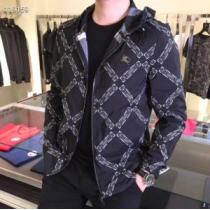 バーバリー BURBERRY 新作アイテムが今年流ハーフコート 今シーズン注目の...