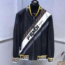 おしゃれでおすすめ今季トレンド フェンディ2026年秋冬に欠かせない FENDI おススメの秋冬アイテムをCHECK ハーフコート2色可選