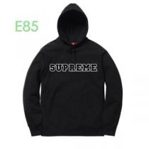 さわやかに新品おすすめ Supreme Cord Collegiate Logo...