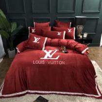 ルイ ヴィトン【最新】2026年秋冬のトレンド速報  LOUIS VUITTON...
