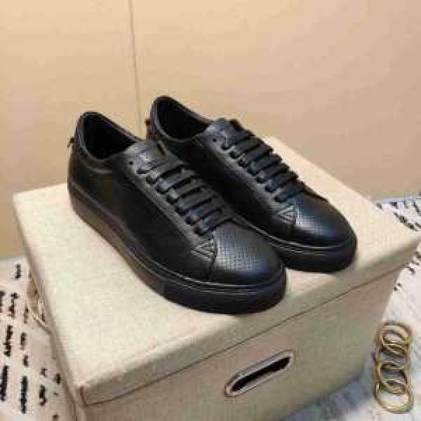 先取り 2026/2026秋冬ファッション ジバンシー GIVENCHY 最新作おすすめしたい秋冬 ランニングシューズ 寒い季節トレンド上品