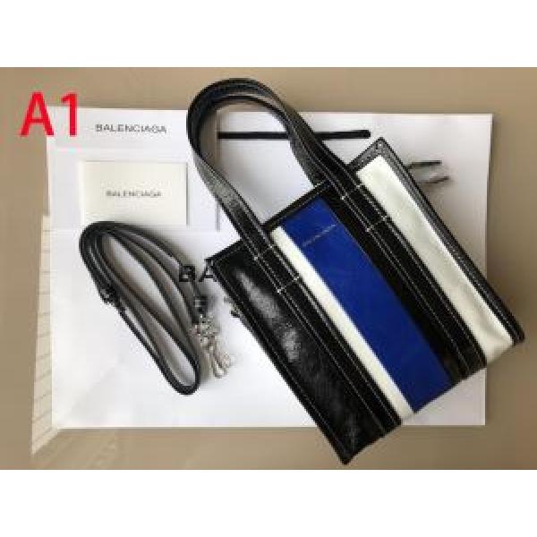 バレンシアガ BALENCIAGA最重要！2026秋冬トレンド  ハンドバッグ  多色選択可 メンズ 秋冬ファッションコーディネート