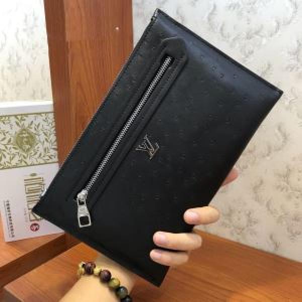 ポーチ 秋にはやる最新作を先取り ルイ ヴィトンさわやかに新品おすすめ  LOUIS VUITTON 2026秋冬トレンドアイテム