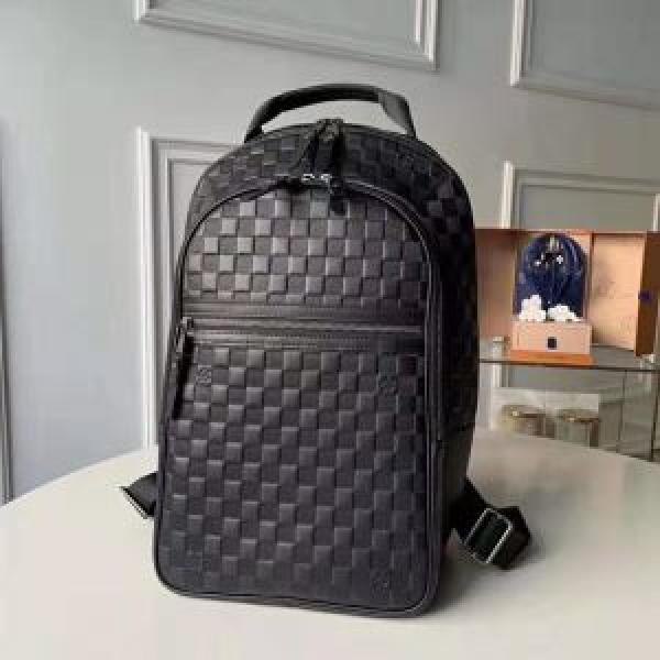 毎日はちょっとイイ秋冬新品 ルイ ヴィトン2026秋冬流行ファション   LOUIS VUITTON リュック ファッショントレンドを早速チェック