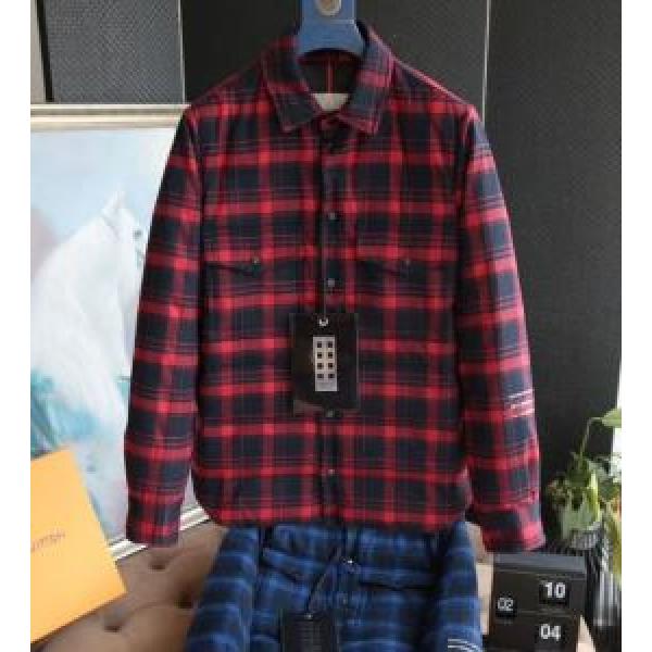 ダウンジャケット大切に永く愛用したい MONCLER モンクレール 2色可選 2026秋、イチオシ上品
