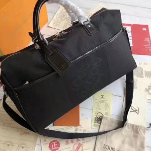 ルイ ヴィトン 【2026秋冬トレンド】押さえておきたい LOUIS VUITTON 秋にこれがはやりそう ハンドバッグ サイズのよさを感じる新作